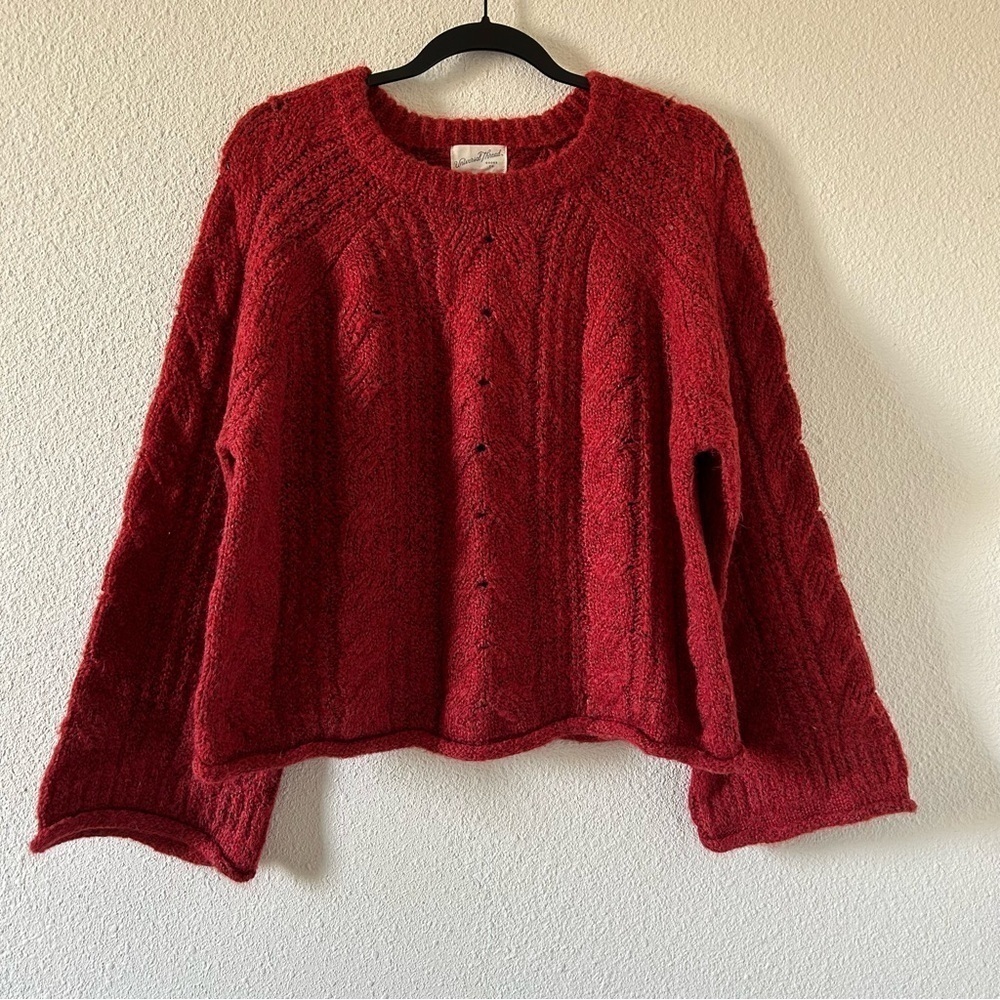 Universal Thread Women’s Knit Sweater Large Burnt Burgundy Flare Sleeves Boho